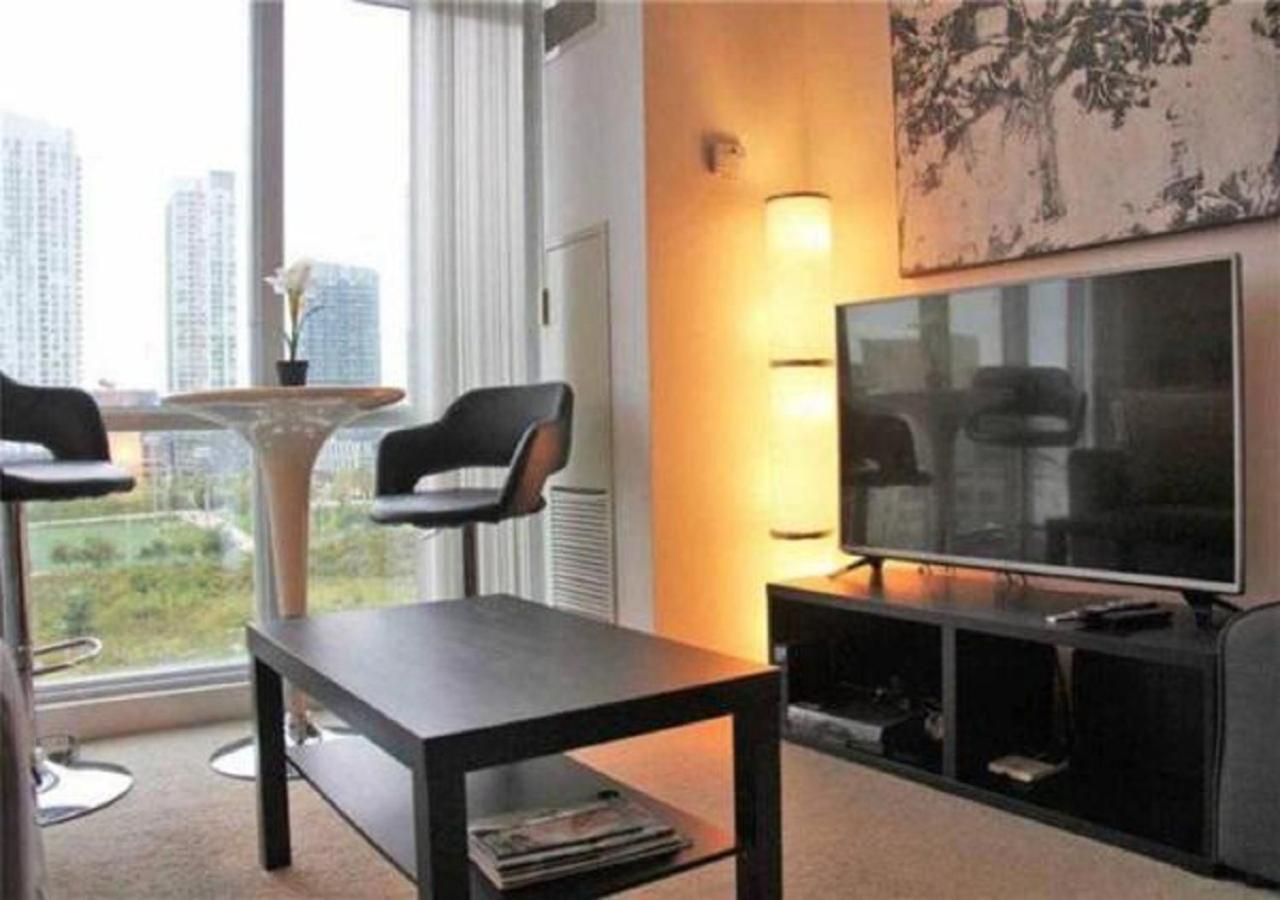 Micasa Suites - Stylish Condo By Cn Tower Toronto Eksteriør billede